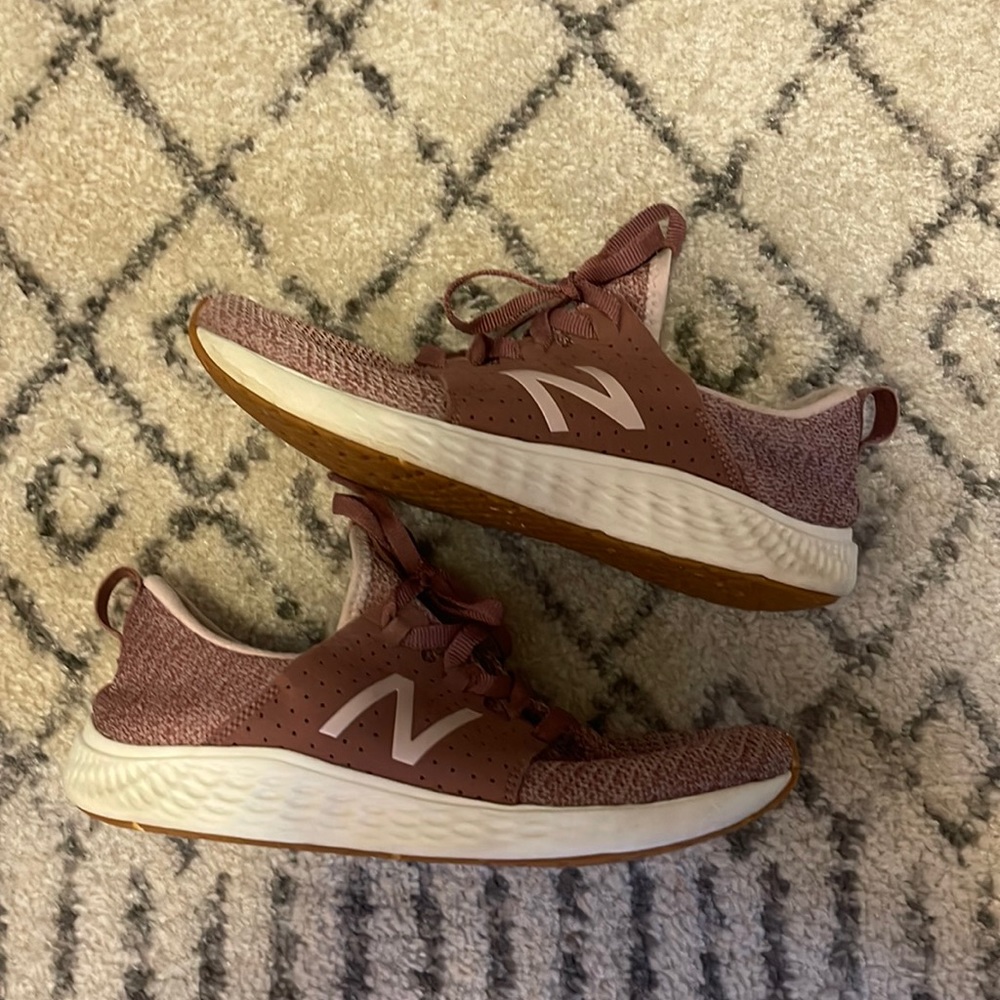 Women’s Tennis Shoes